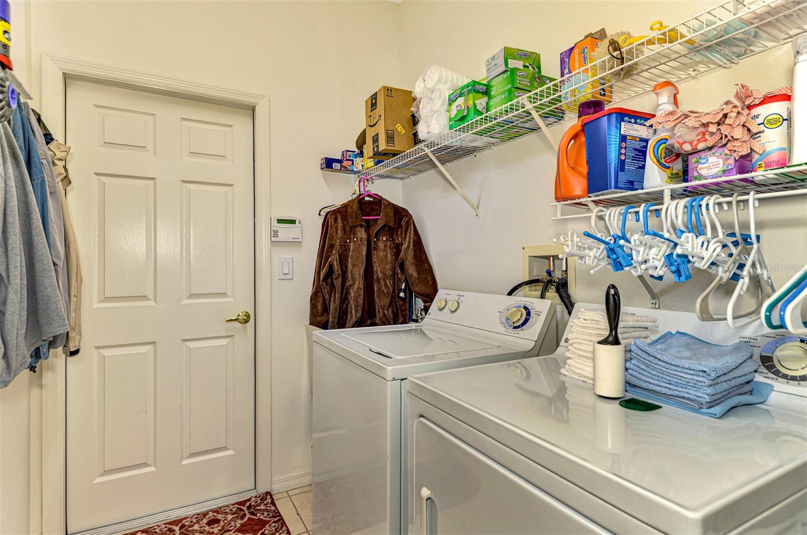 1151 CREEK NINE DR — photo 47