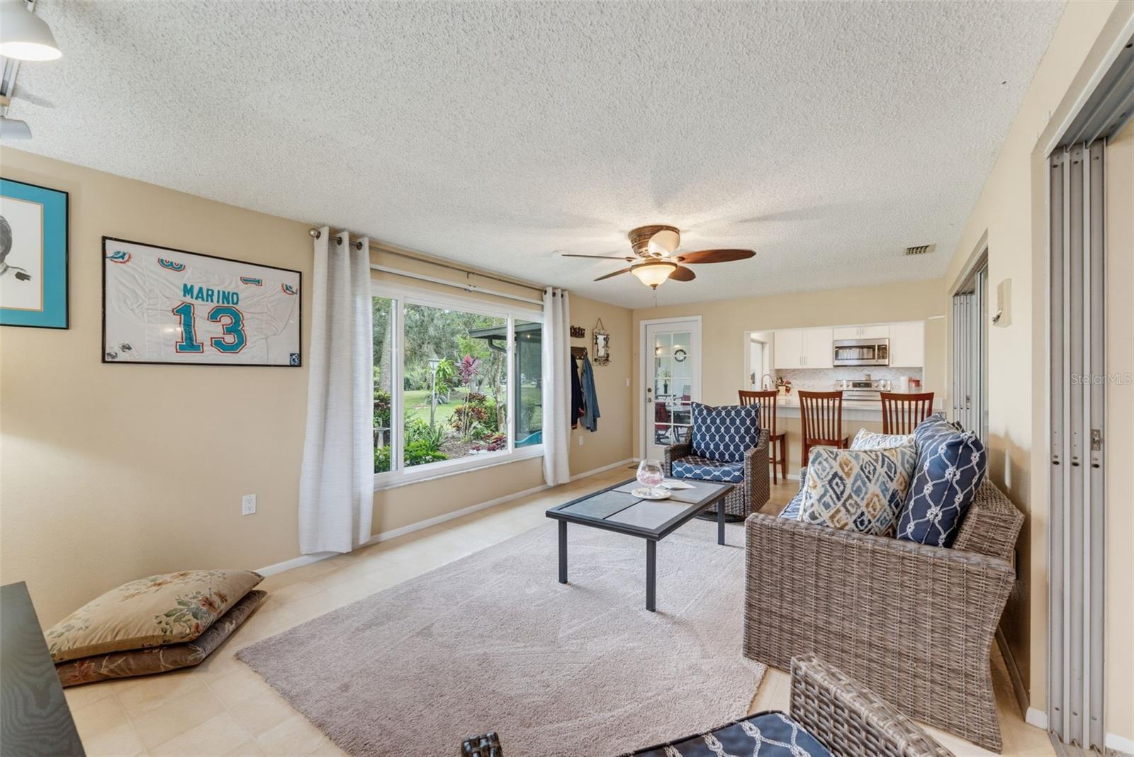 8210 VALLEY STREAM LN — photo 29