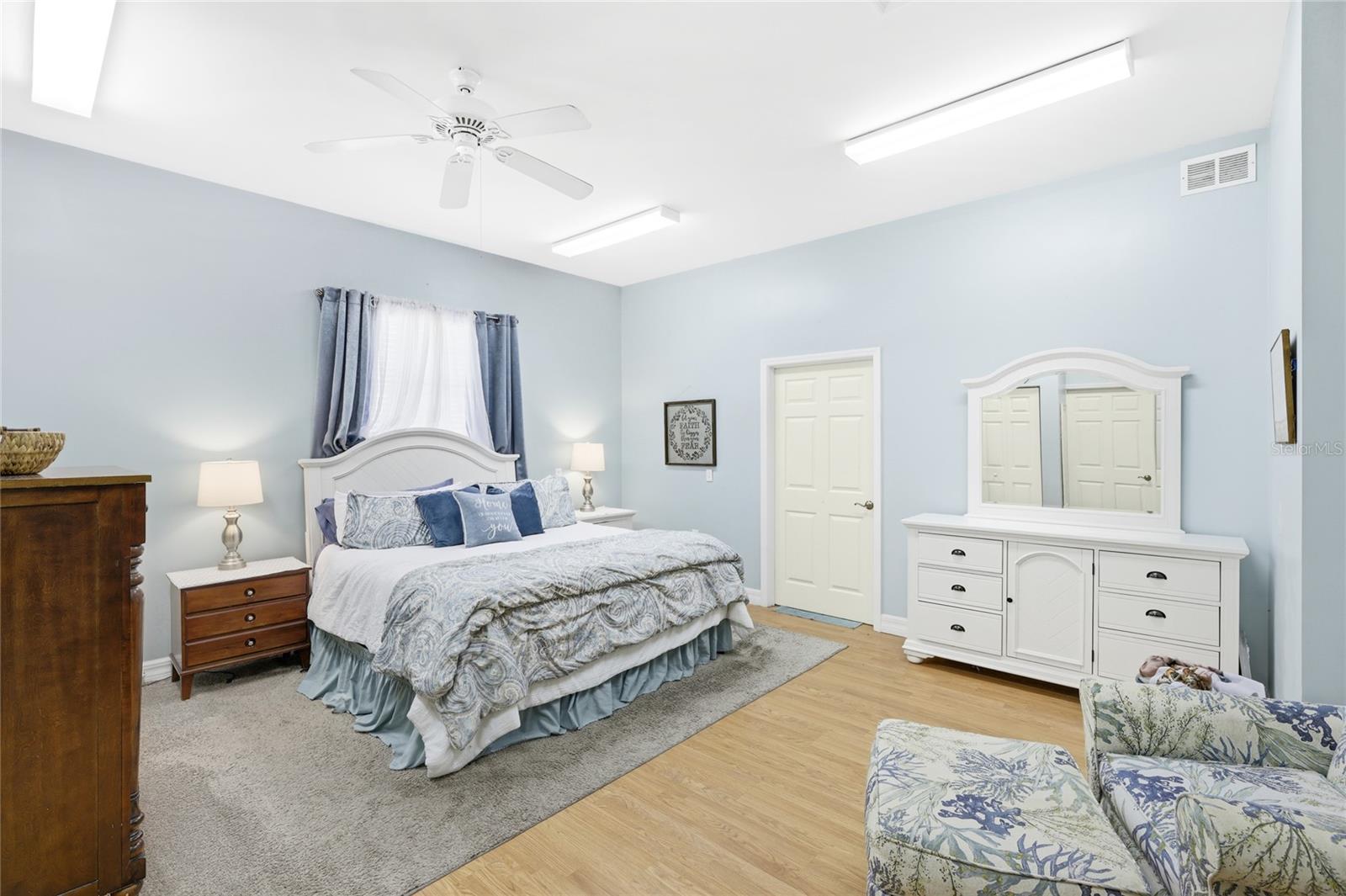 6115 9TH AVENUE CIR NE — photo 19