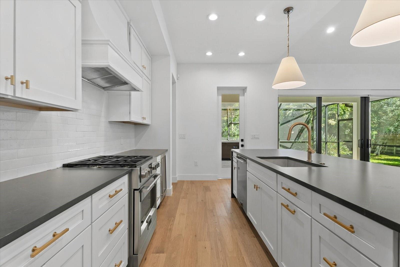 2135 DATURA ST — photo 12