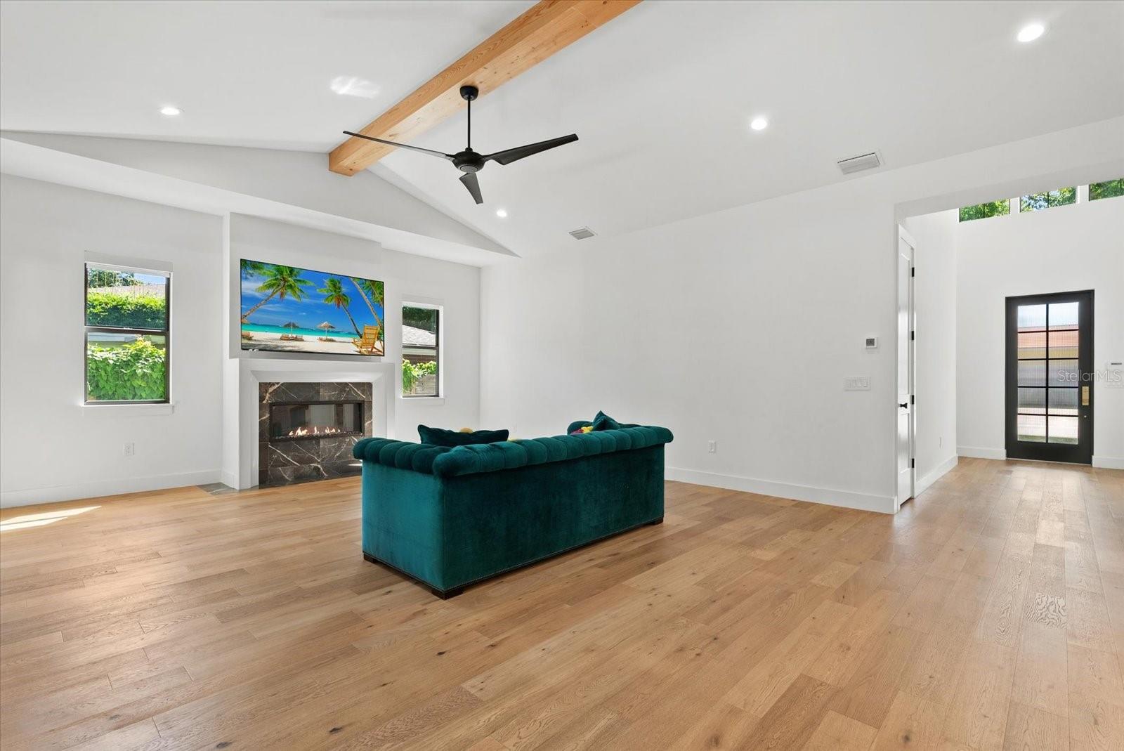 2135 DATURA ST — photo 16