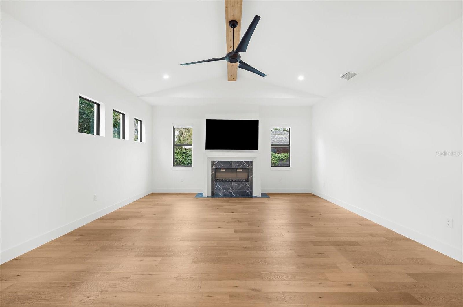 2135 DATURA ST — photo 27