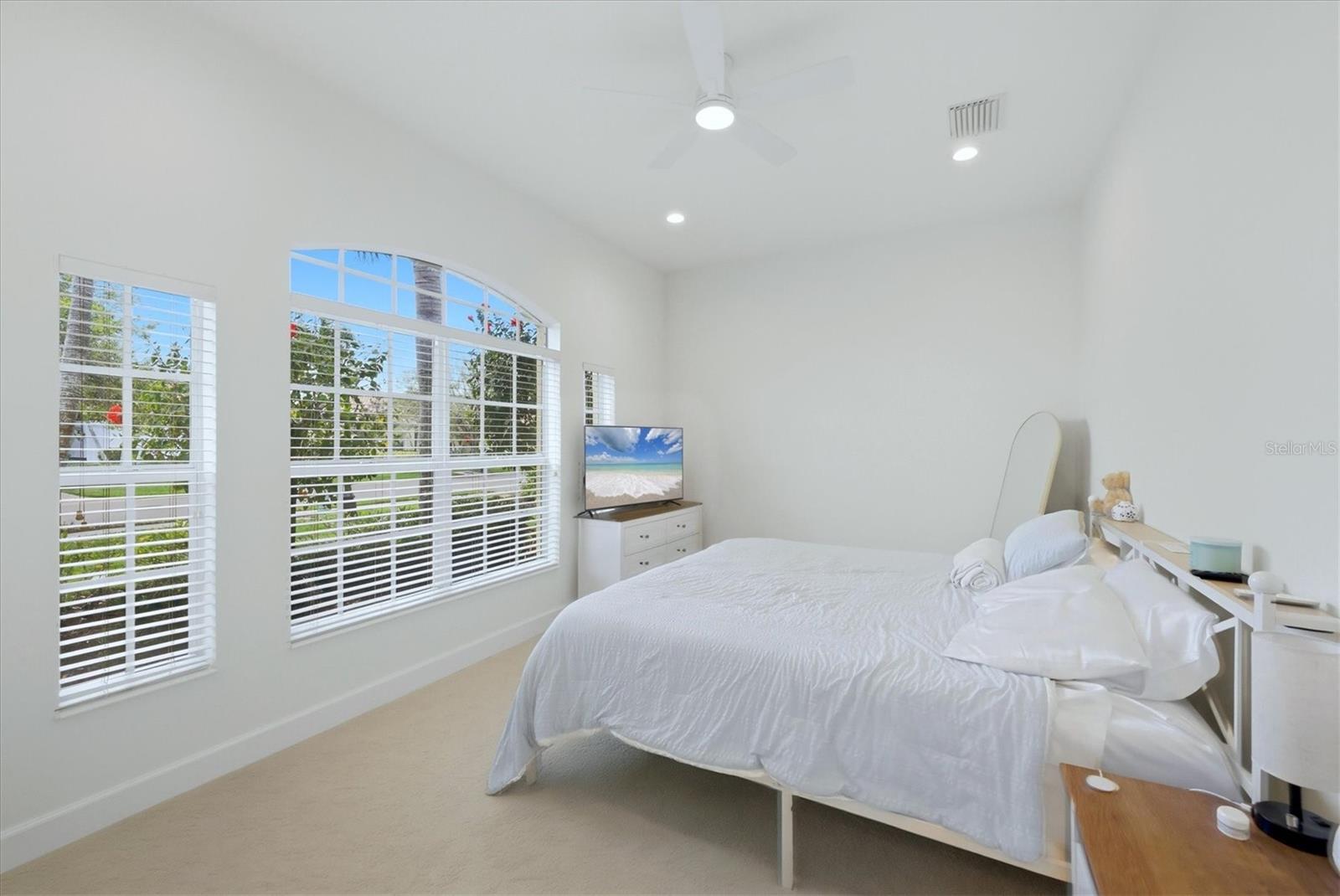 1251 TUSCANY BLVD — photo 38