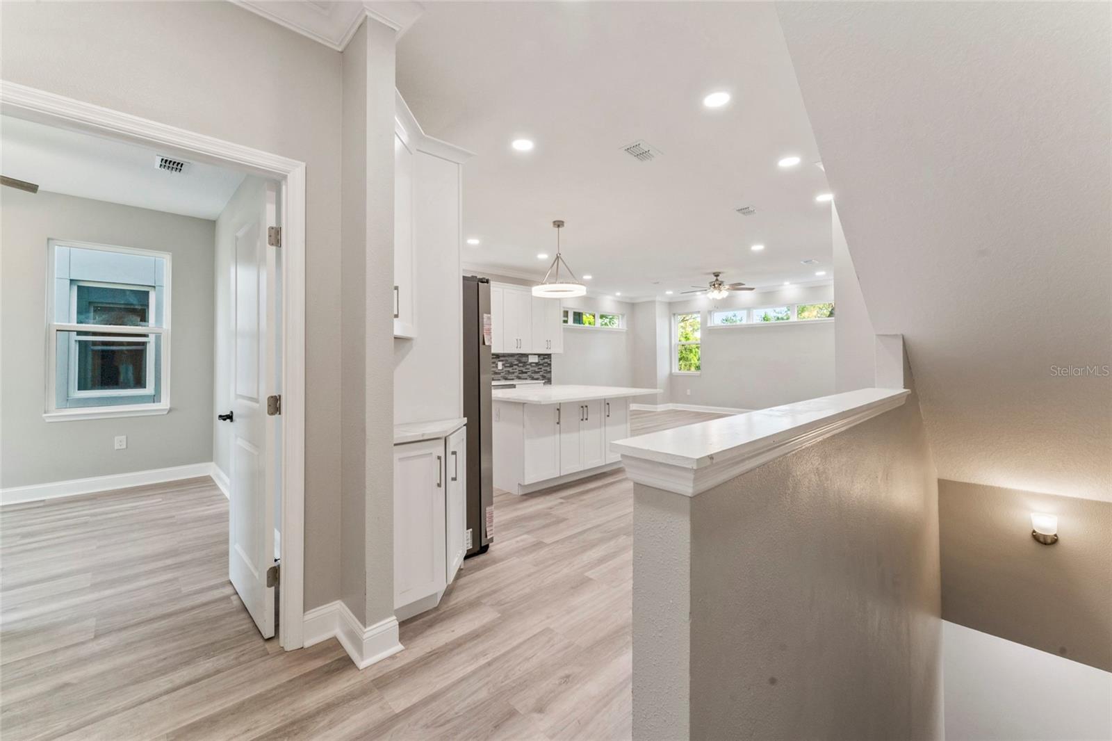 809 W LINEBAUGH AVE #1B — photo 9