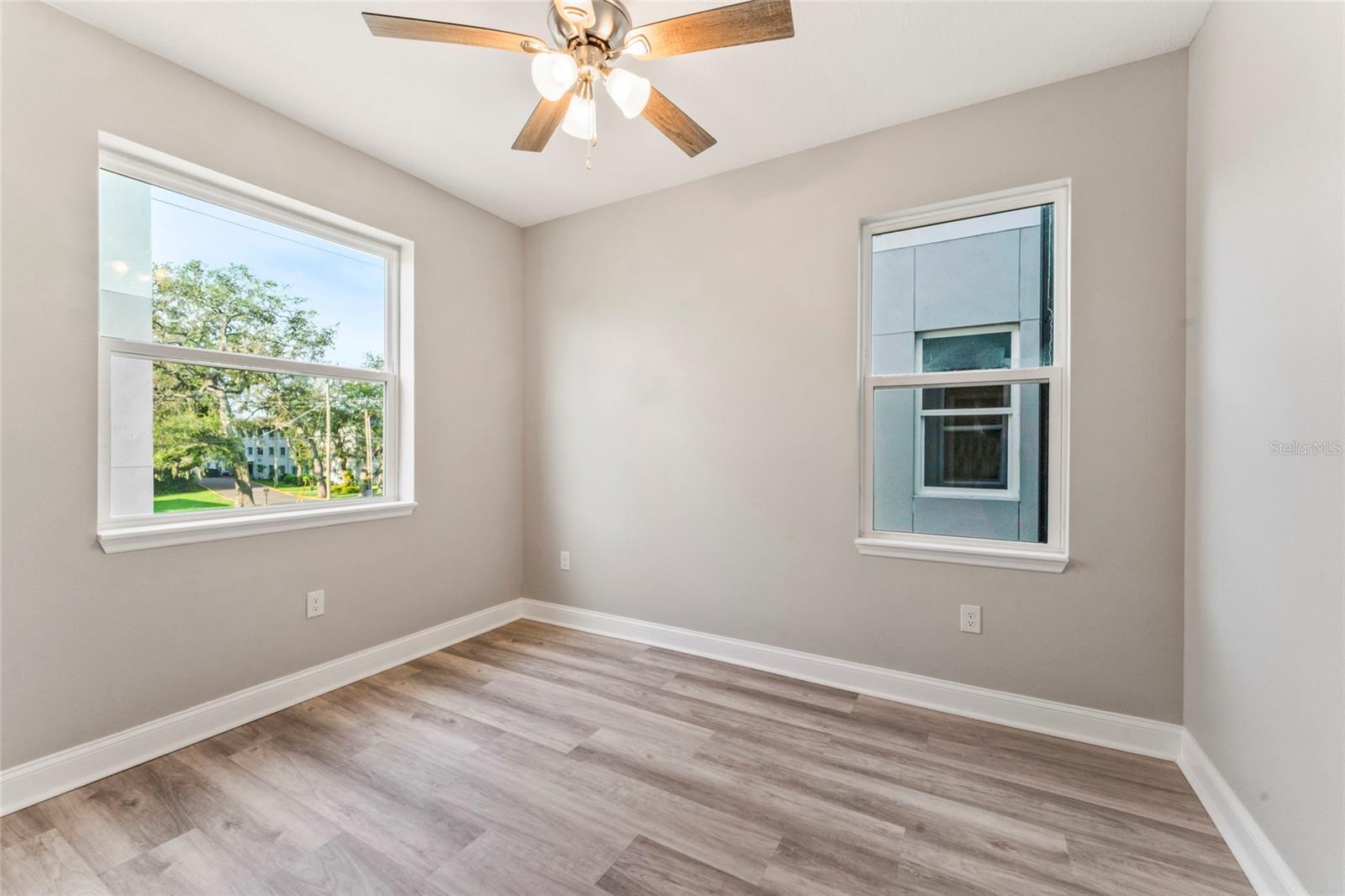 809 W LINEBAUGH AVE #1B — photo 12