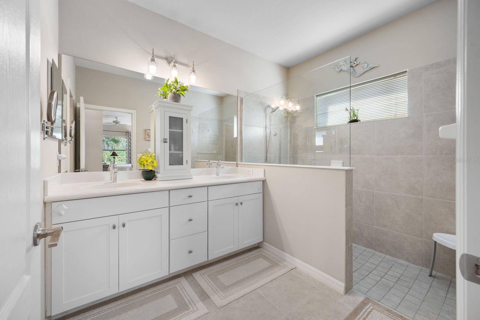 1549 WESTOVER AVE — photo 37