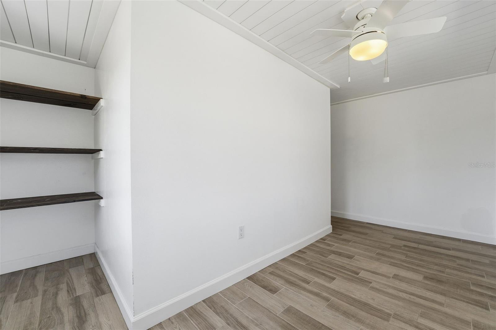 2400 PINE CT — photo 29