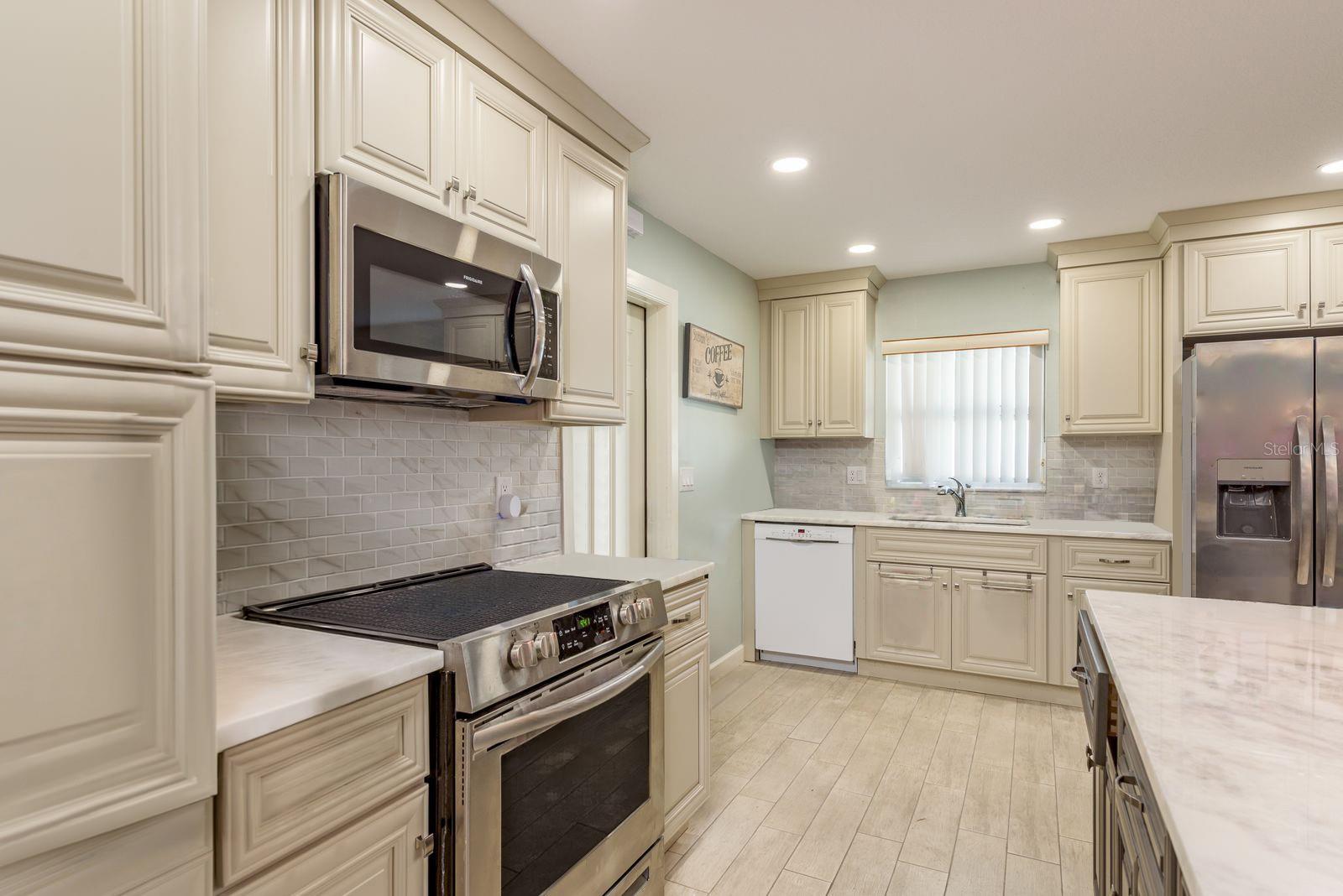 3305 GORSE CT — photo 7