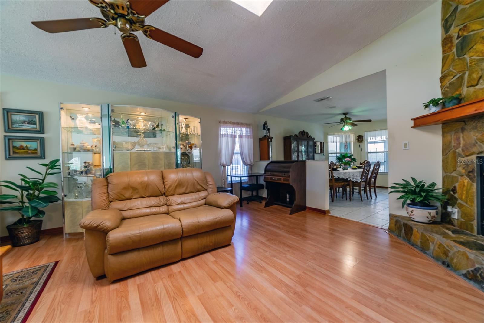 6810 SEAVIEW BLVD — photo 18