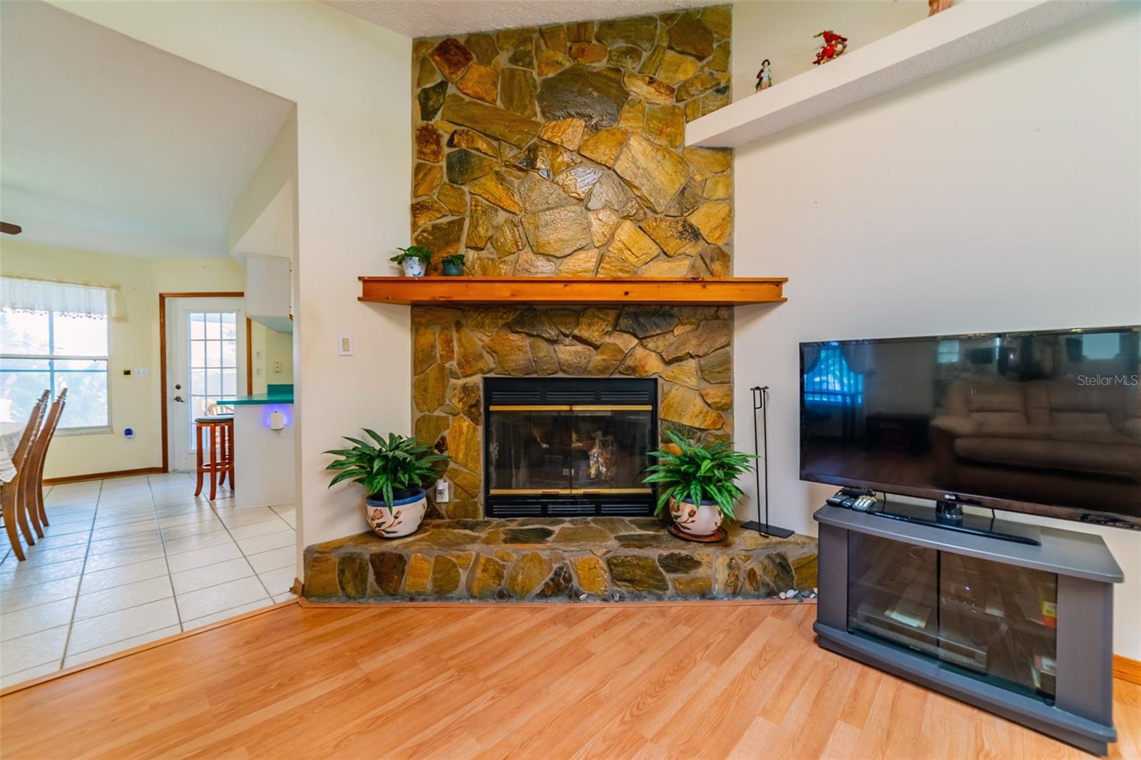 6810 SEAVIEW BLVD — photo 21
