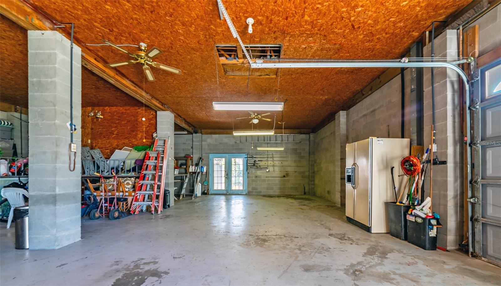6810 SEAVIEW BLVD — photo 43