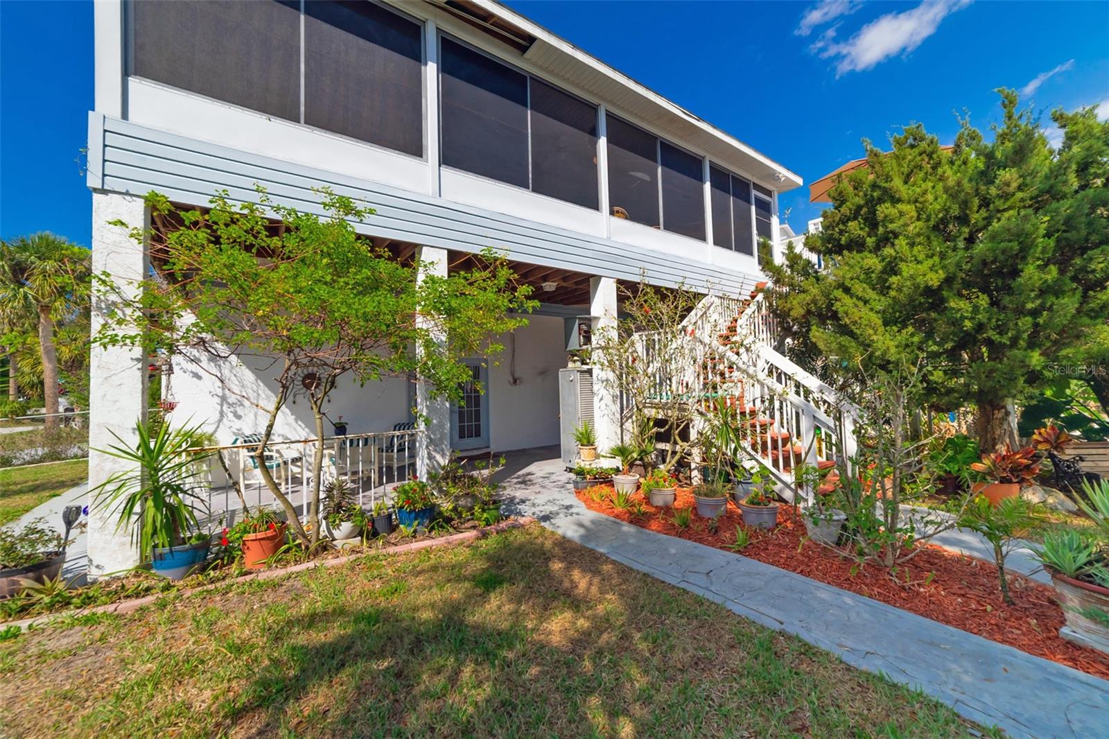 6810 SEAVIEW BLVD — photo 15