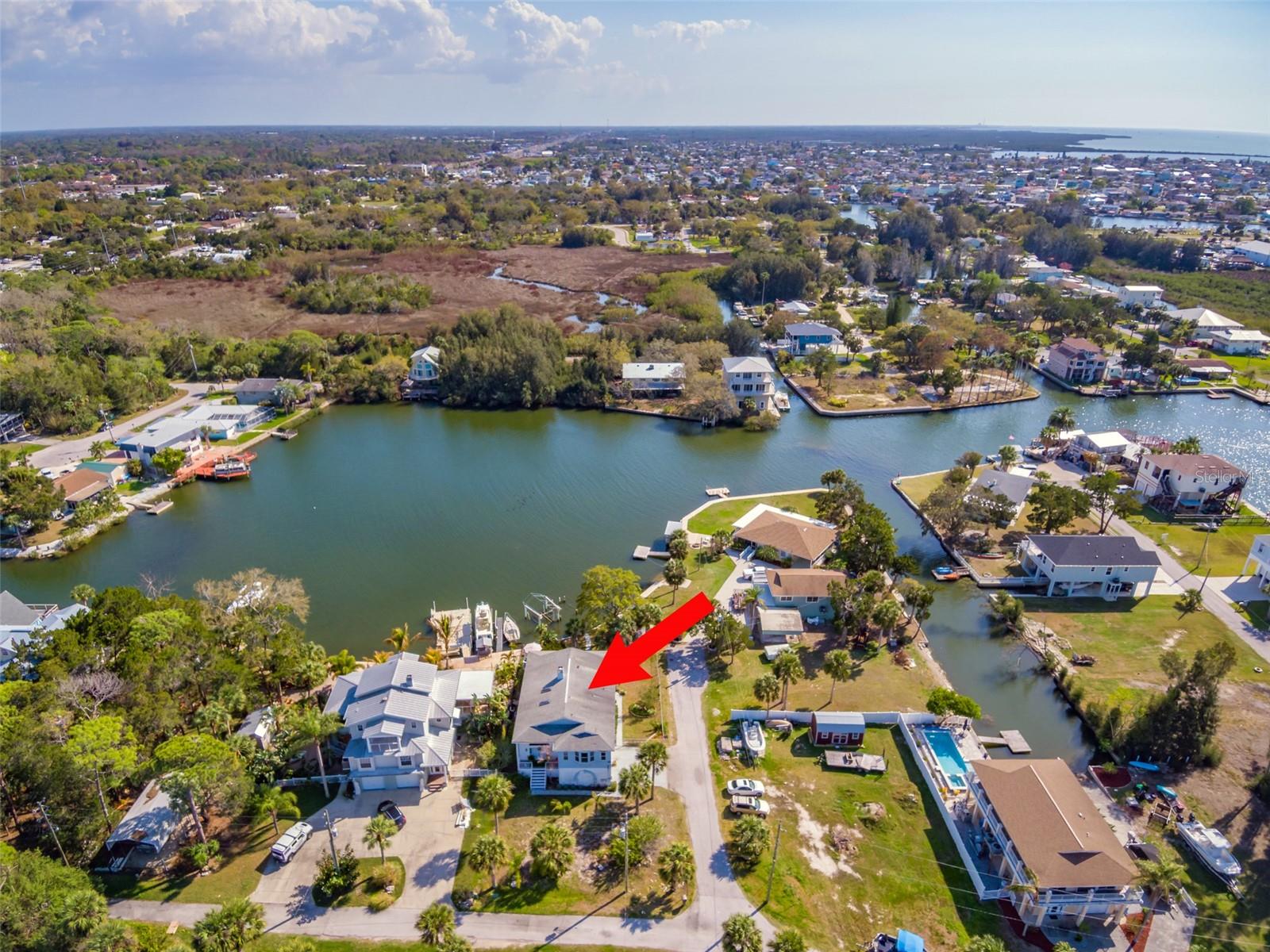 6810 SEAVIEW BLVD — photo 9