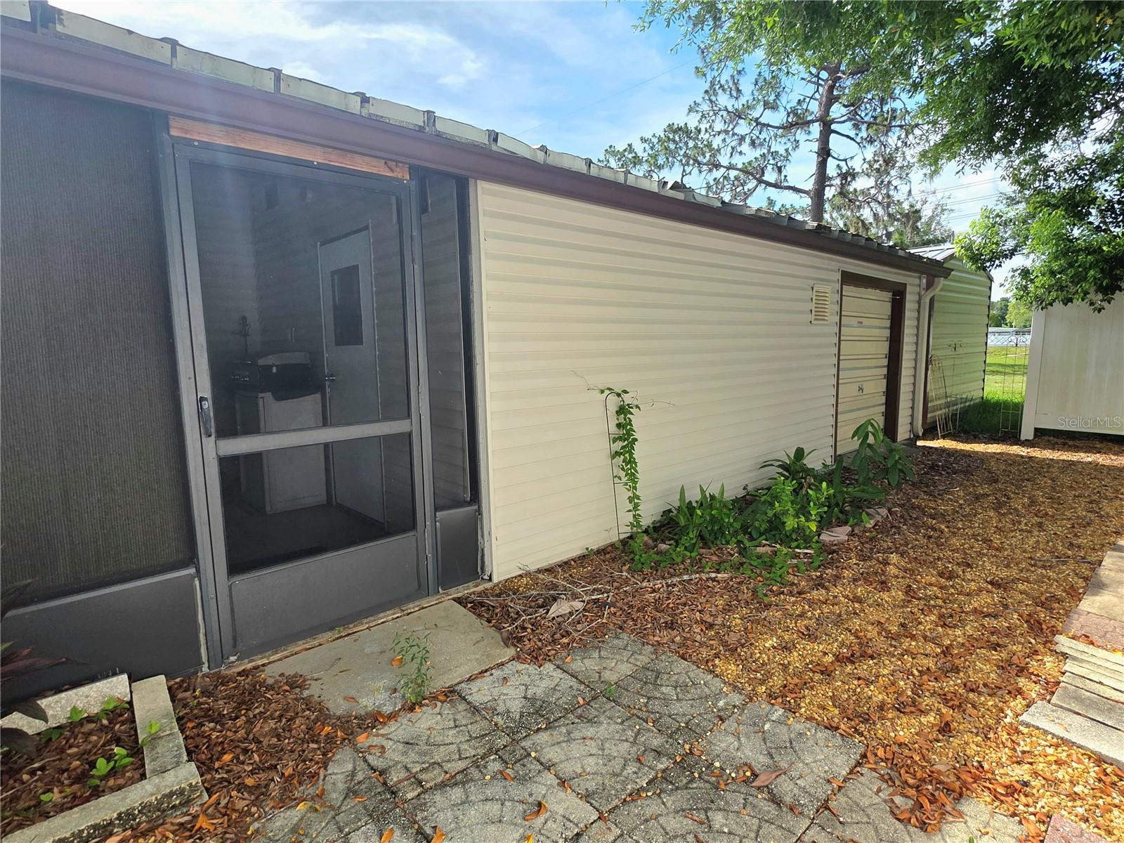 37408 MARTA AVE — photo 5