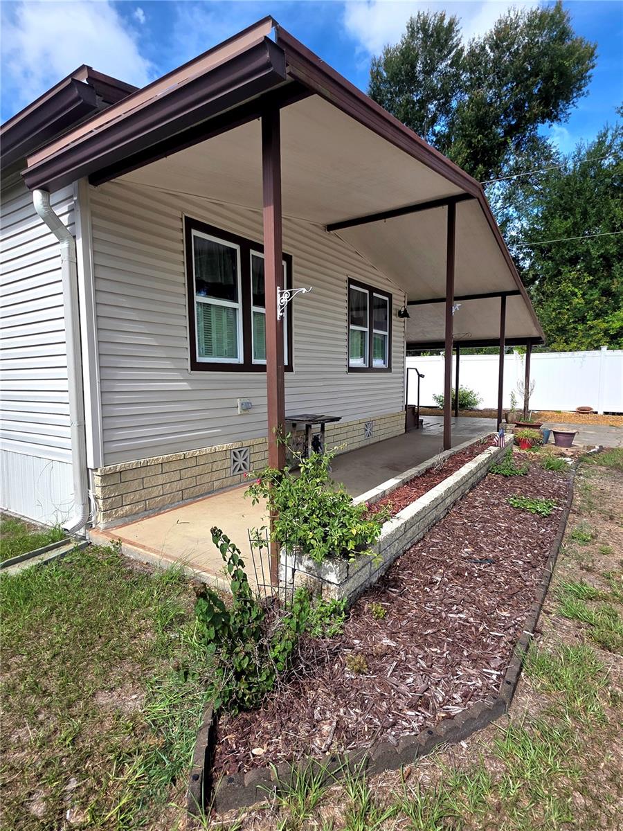 37408 MARTA AVE — photo 2