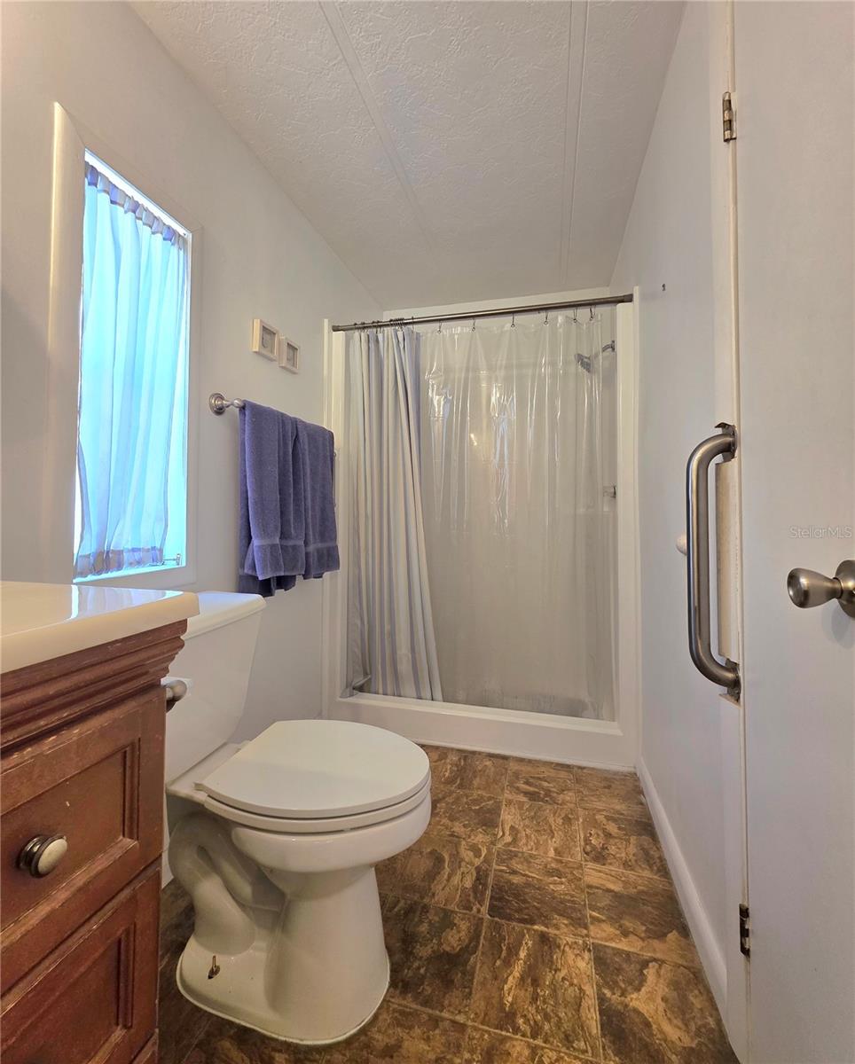 37408 MARTA AVE — photo 37