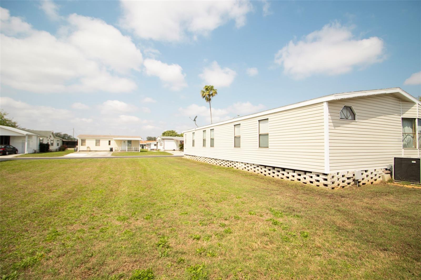 3024 BRIAR ST — photo 10