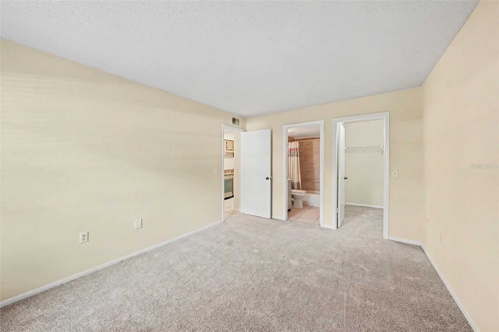 14319 HANGING MOSS CIR #101 — photo 25