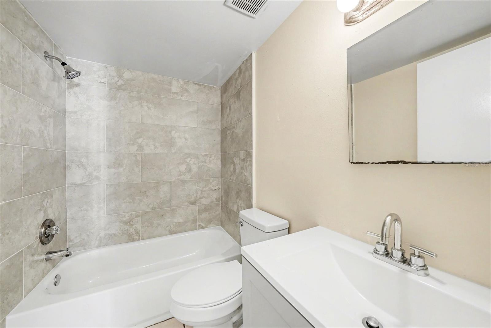 14319 HANGING MOSS CIR #101 — photo 19