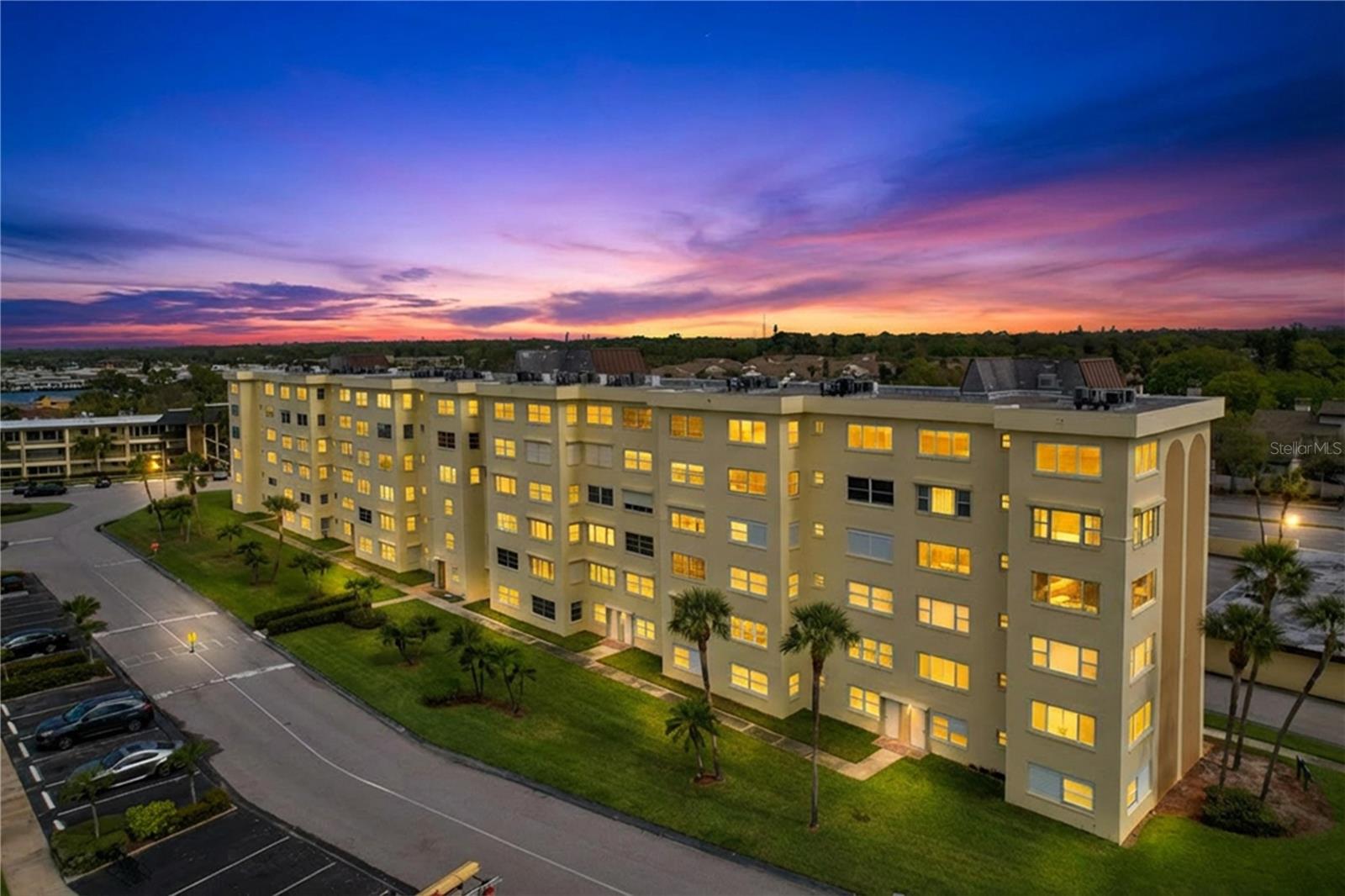 4650 COVE CIR #209 — photo 48