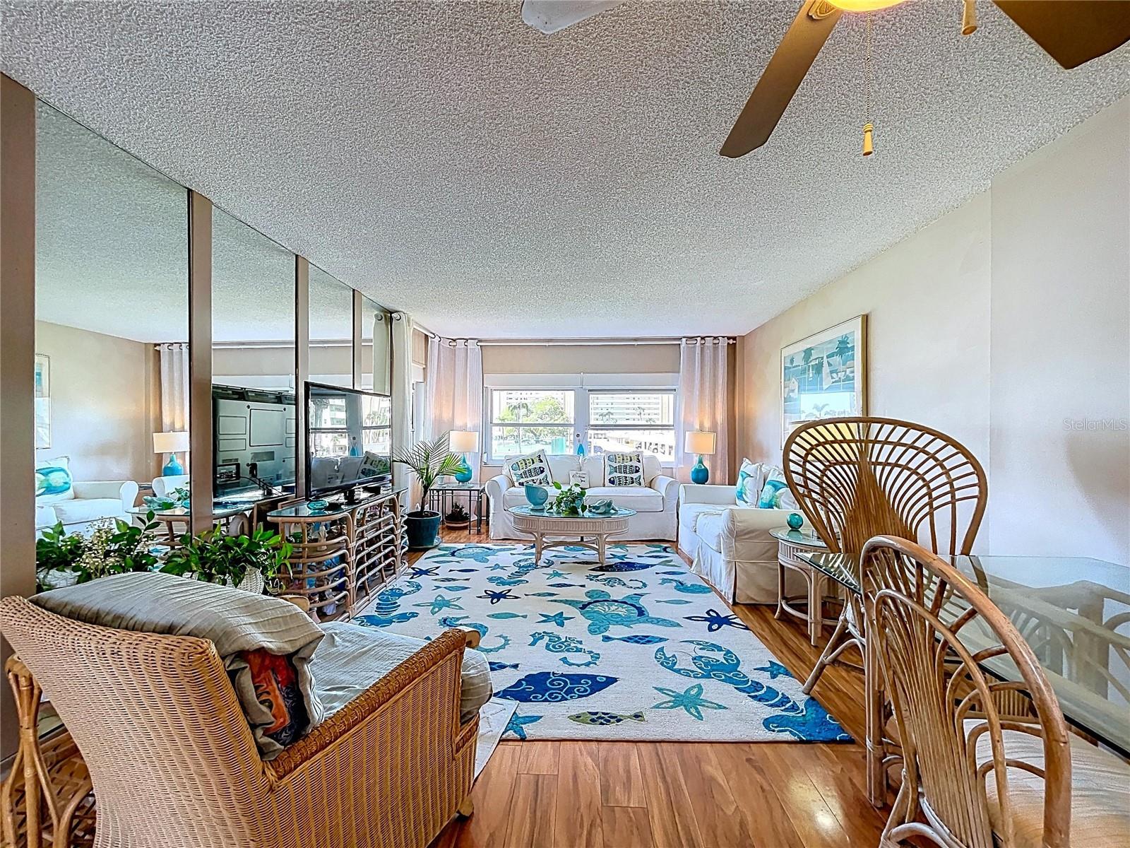 4650 COVE CIR #209 — photo 6