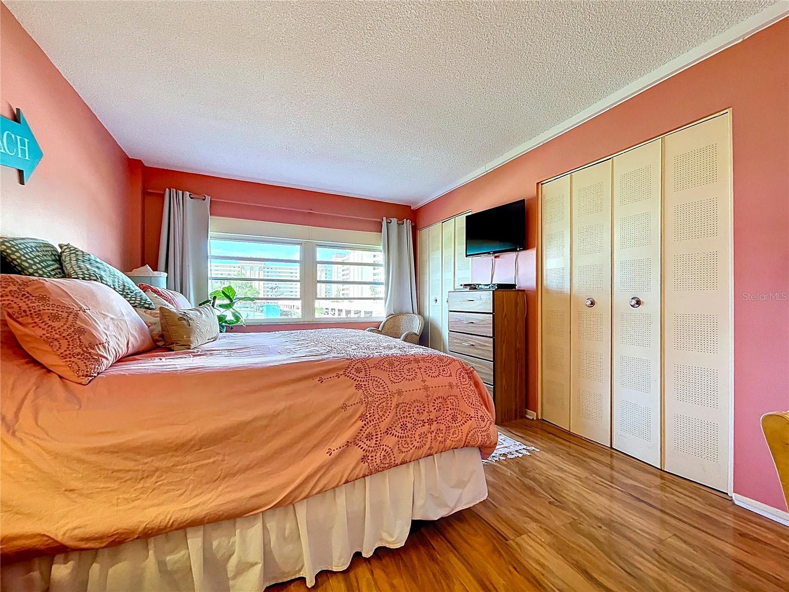 4650 COVE CIR #209 — photo 11