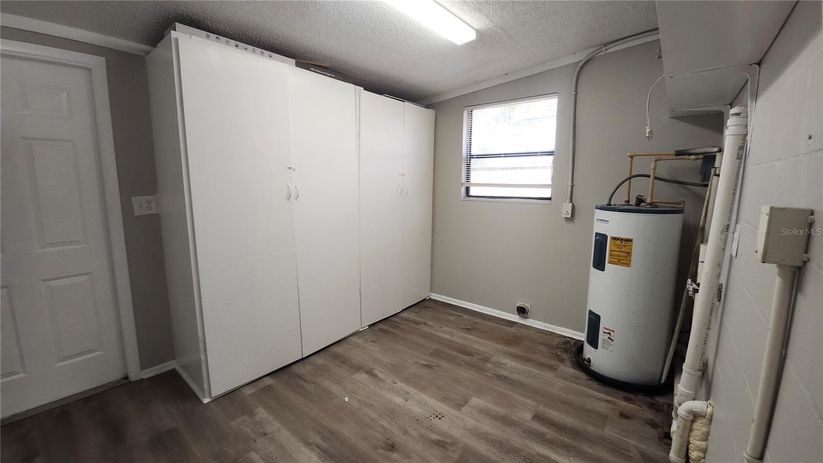 908 WESTMORE AVE — photo 14