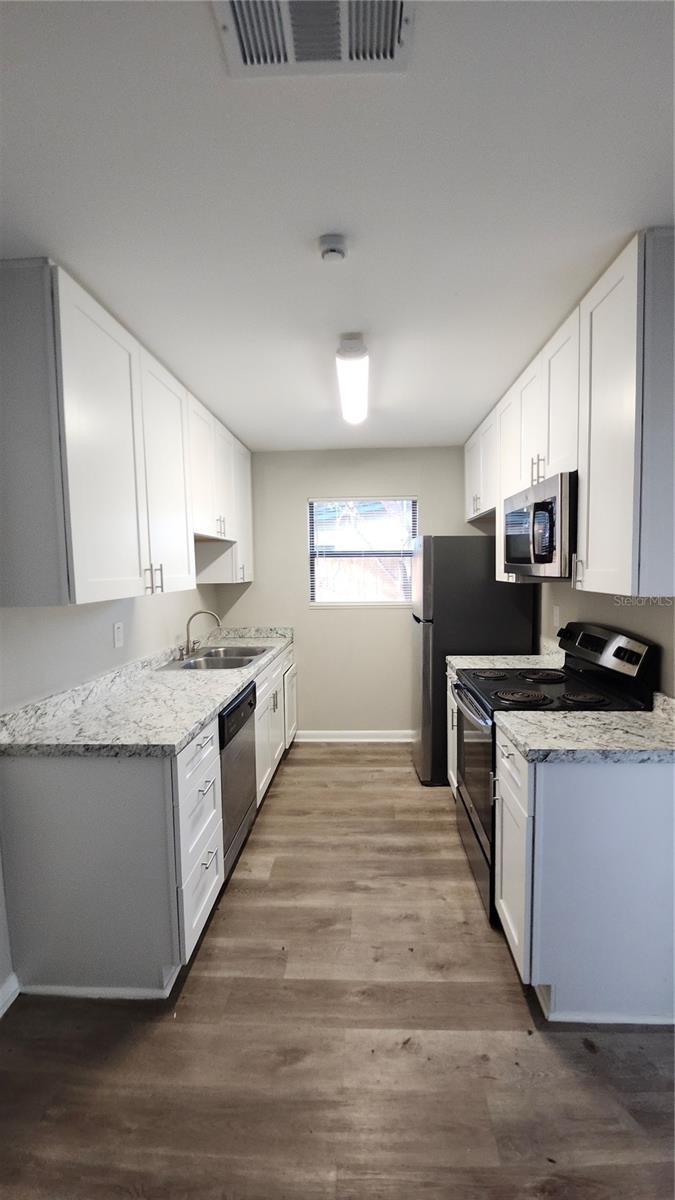 908 WESTMORE AVE — photo 4