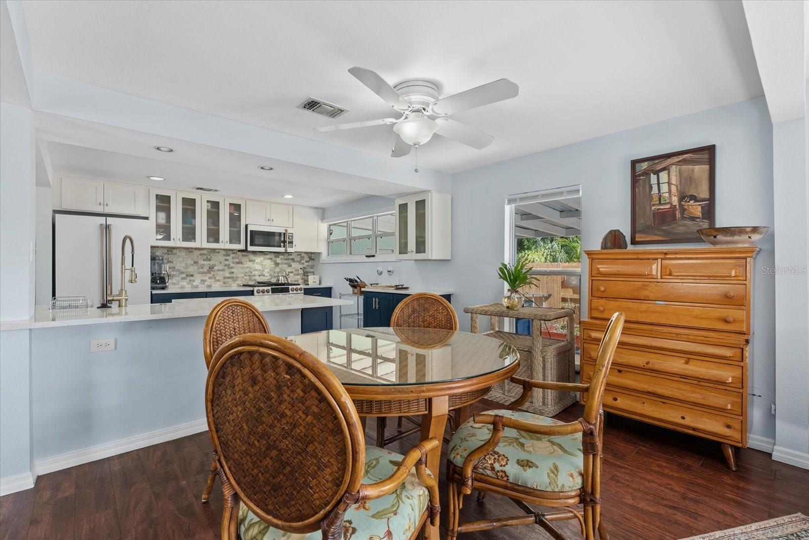 4111 SARASOTA AVE — photo 20