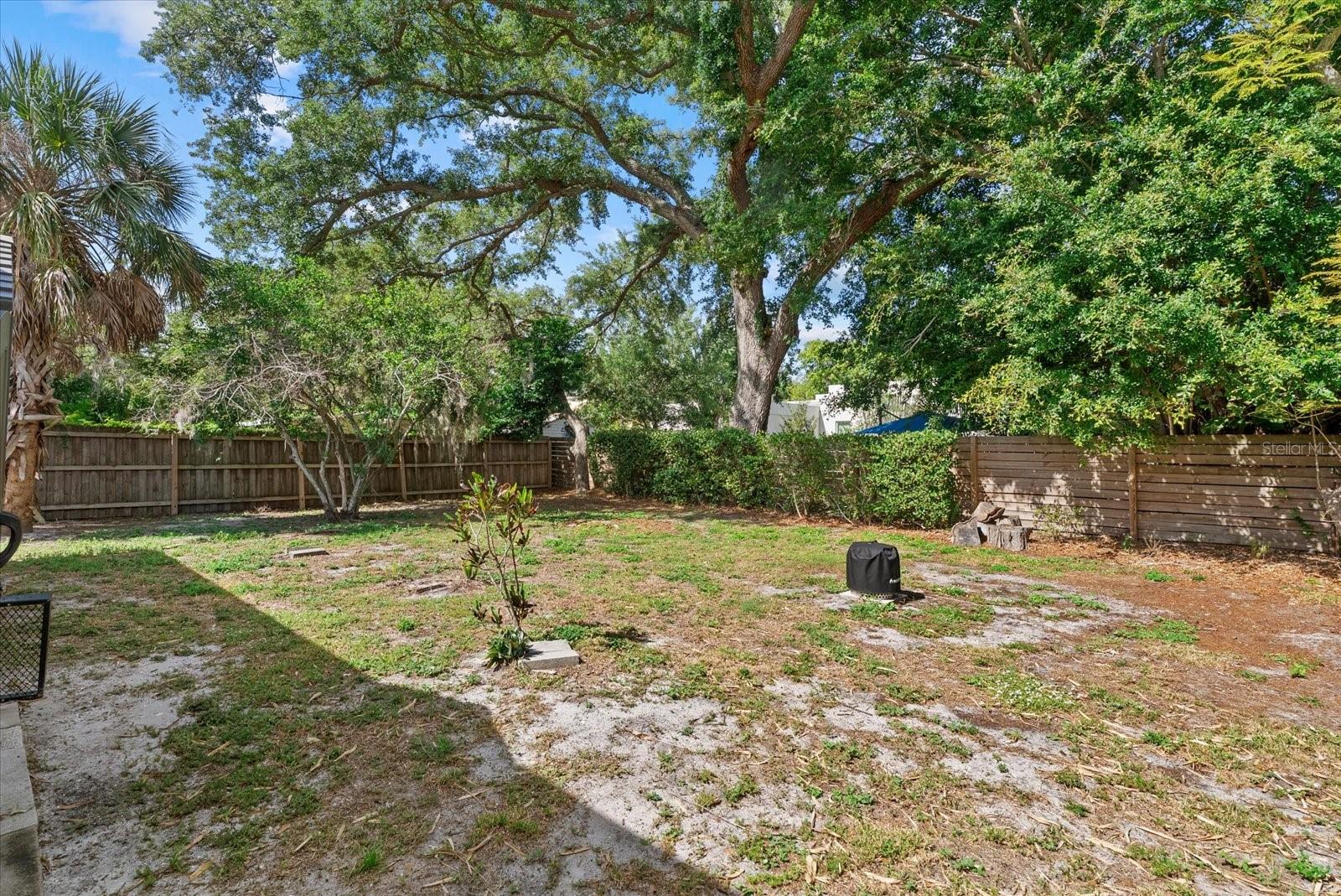 4111 SARASOTA AVE — photo 29