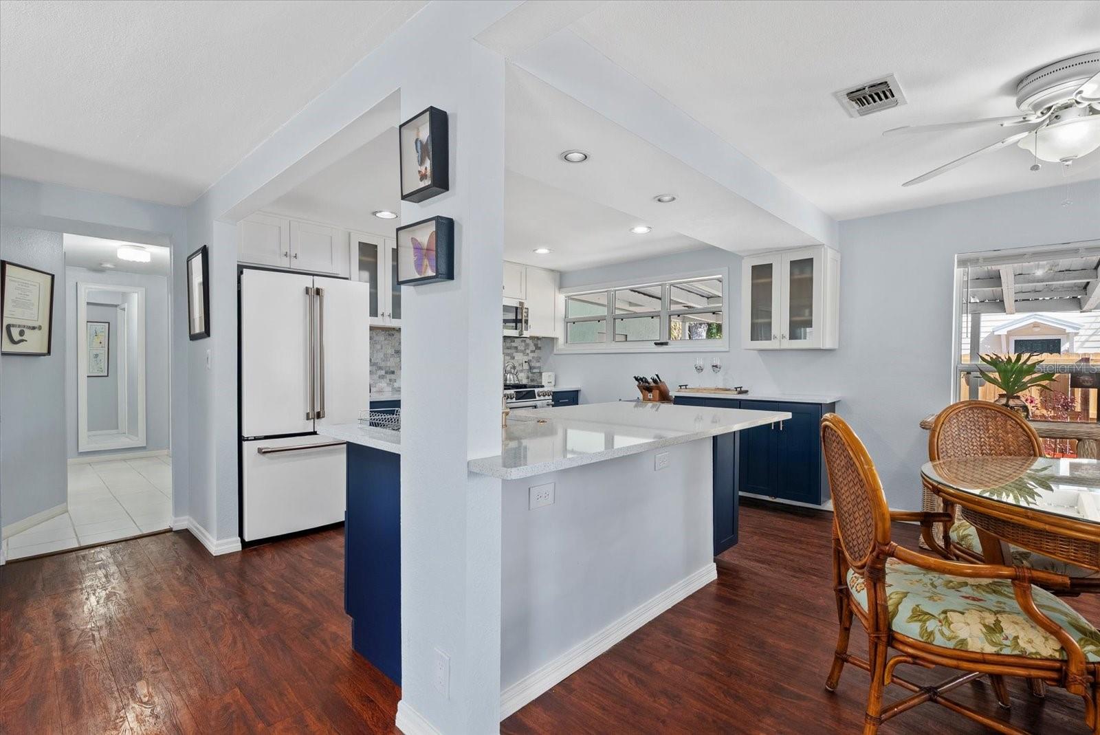 4111 SARASOTA AVE — photo 17