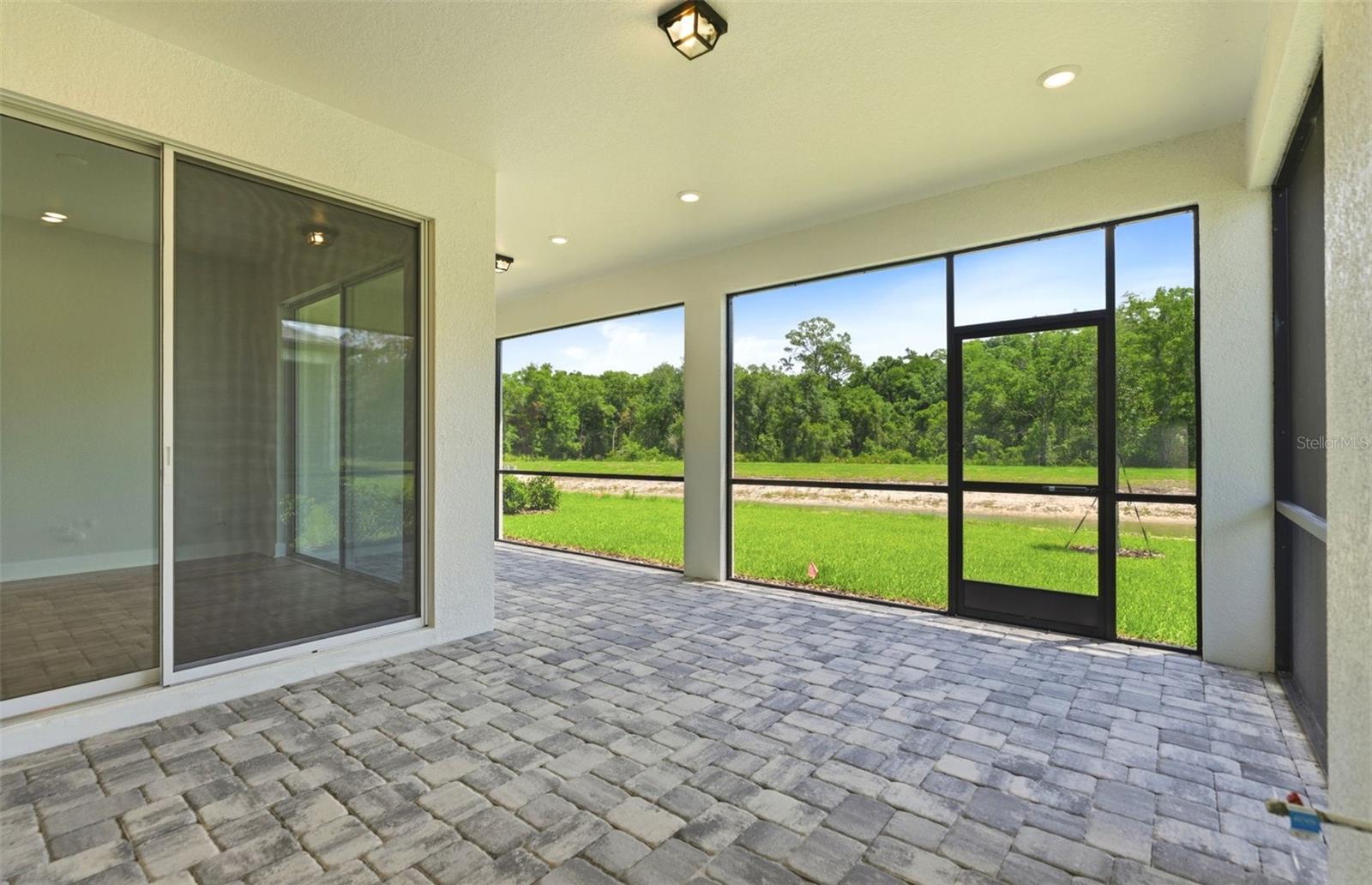 13504 CANYON RIDGE RD — photo 18