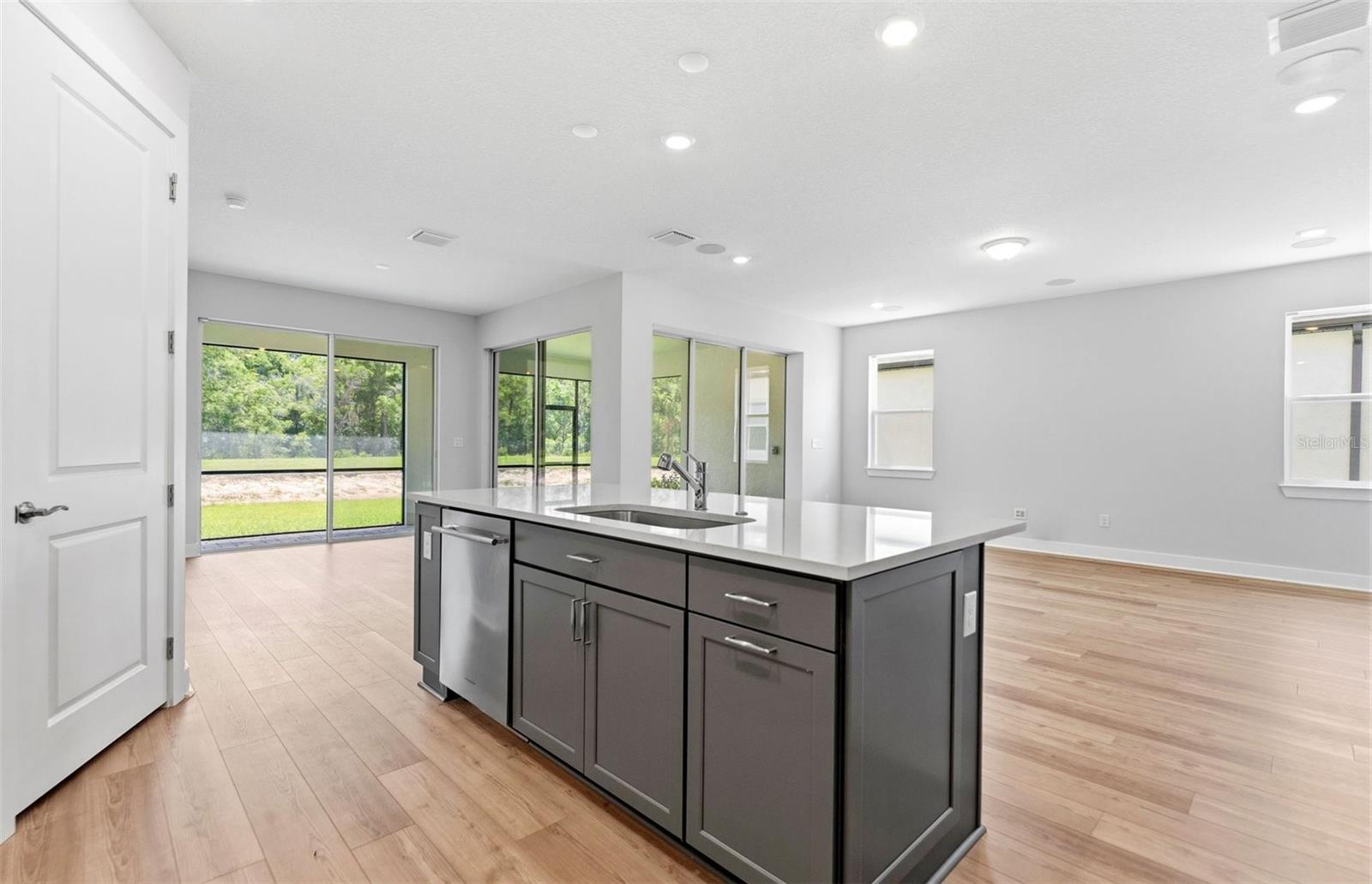 13504 CANYON RIDGE RD — photo 4