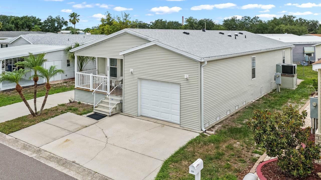 209 S PORT ROYAL LN — photo 2