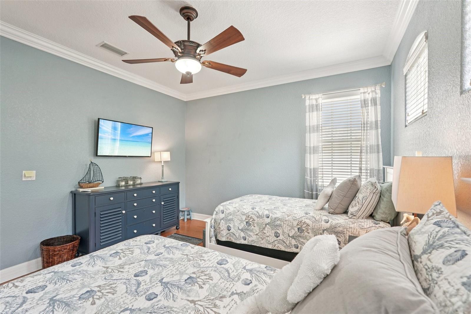 1435 EMERALD DUNES DR — photo 30