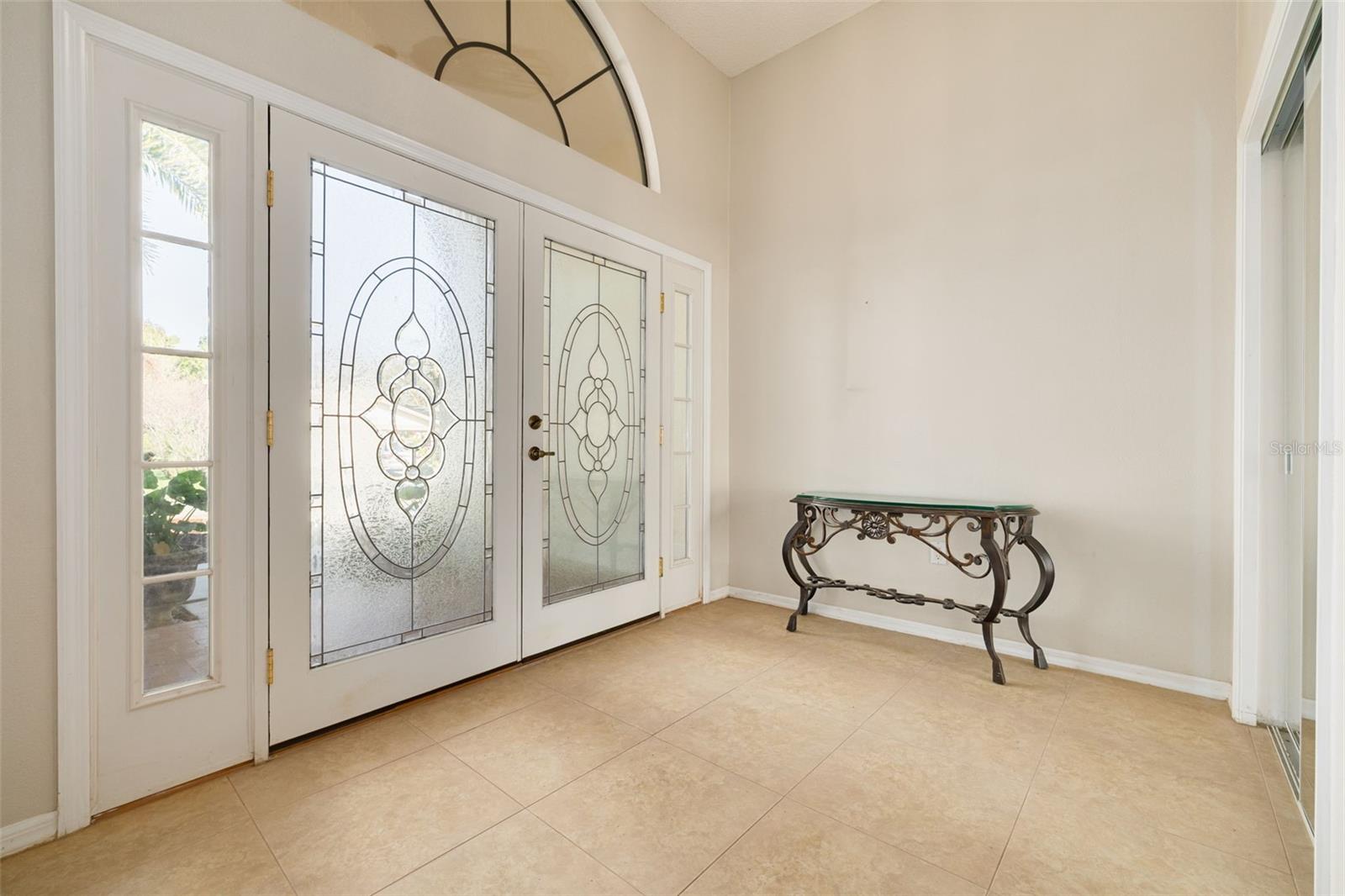 470 HICKORYNUT AVE — photo 3