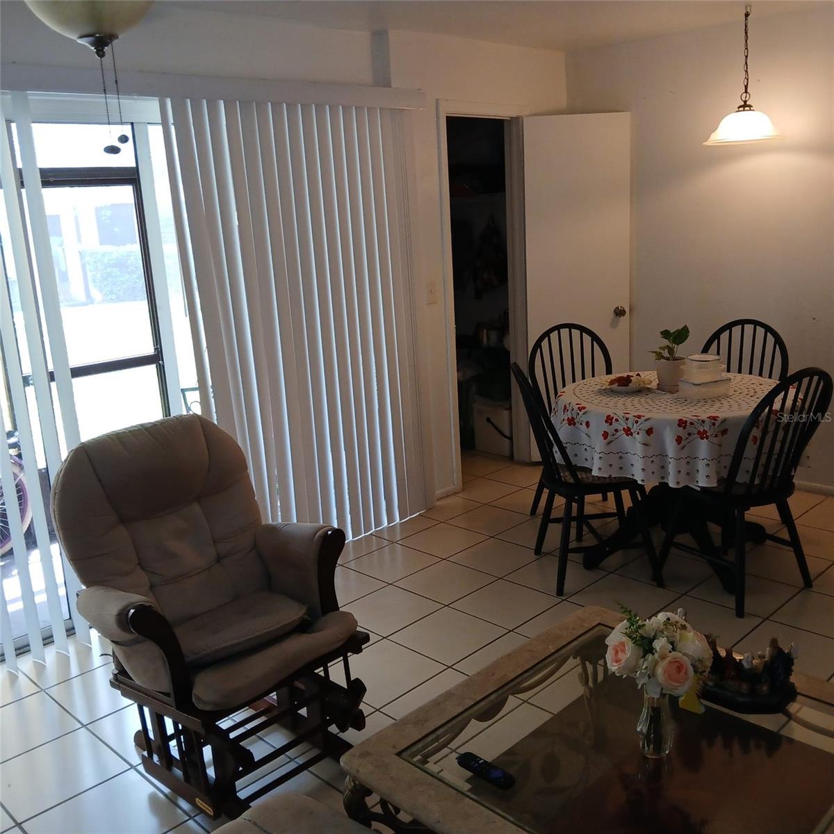 8609 N CHAMPLAIN CT #77 — photo 3