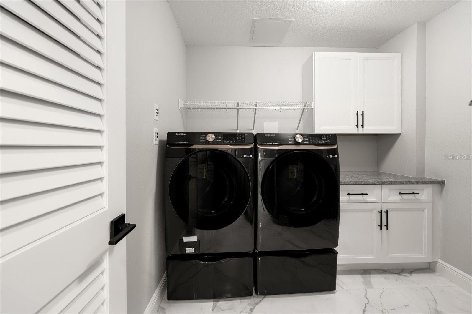 211 DOLPHIN PT #401 — photo 22