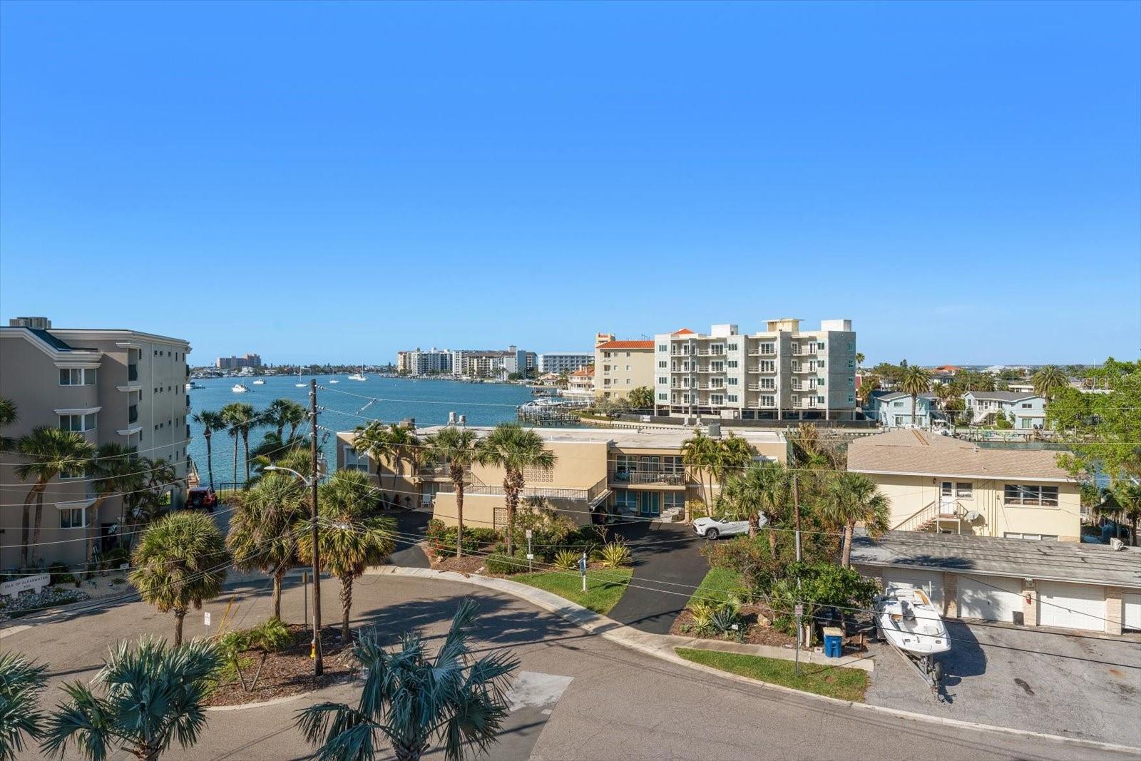 211 DOLPHIN PT #401 — photo 31