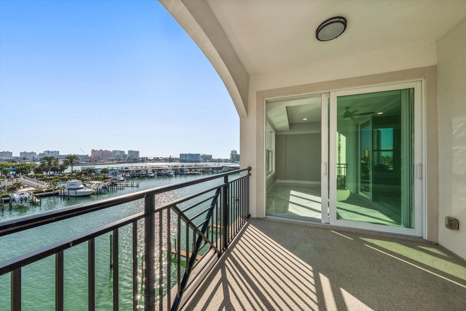 211 DOLPHIN PT #401 — photo 4