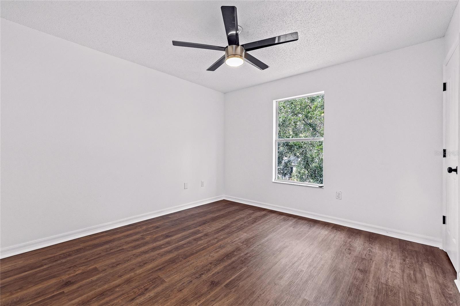 8212 CYPRESS BREEZE WAY — photo 94