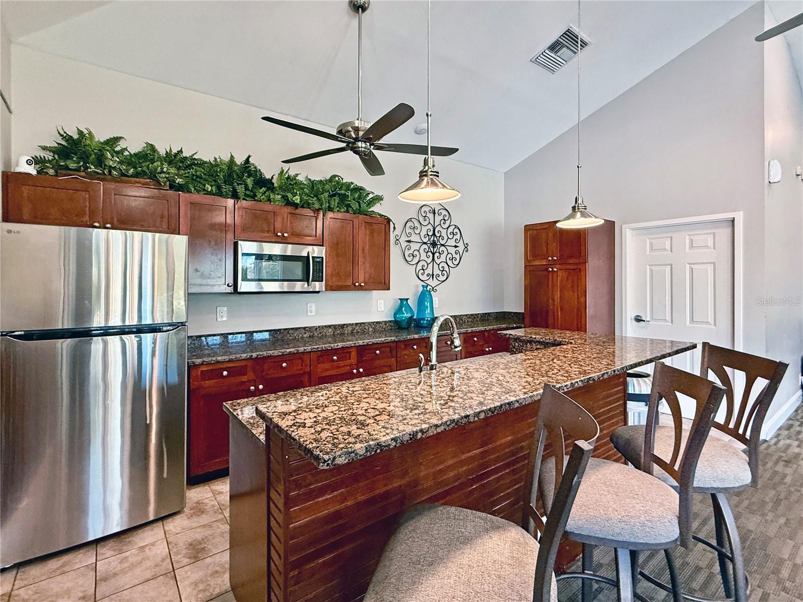 8212 CYPRESS BREEZE WAY — photo 61
