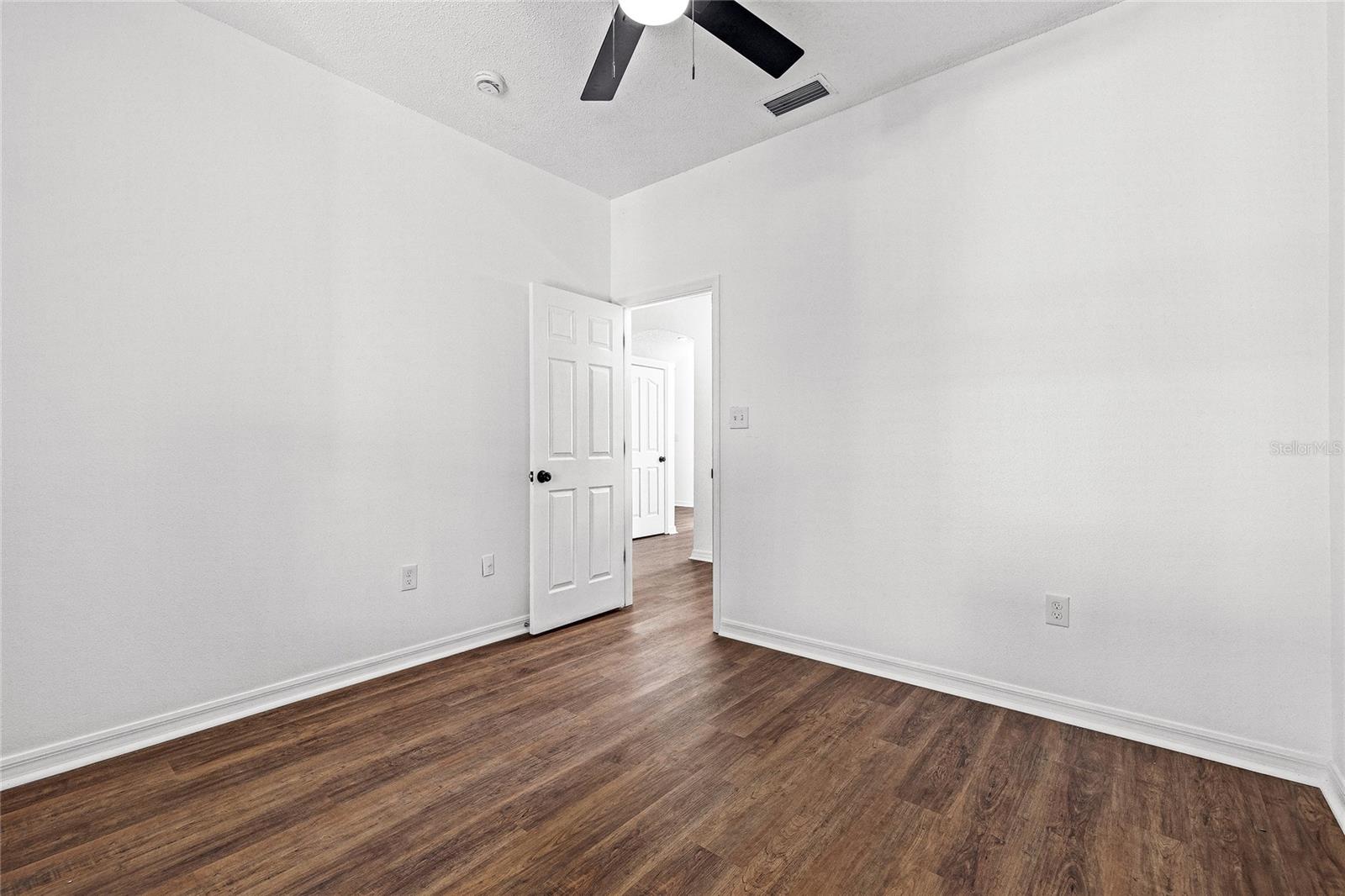 8212 CYPRESS BREEZE WAY — photo 90
