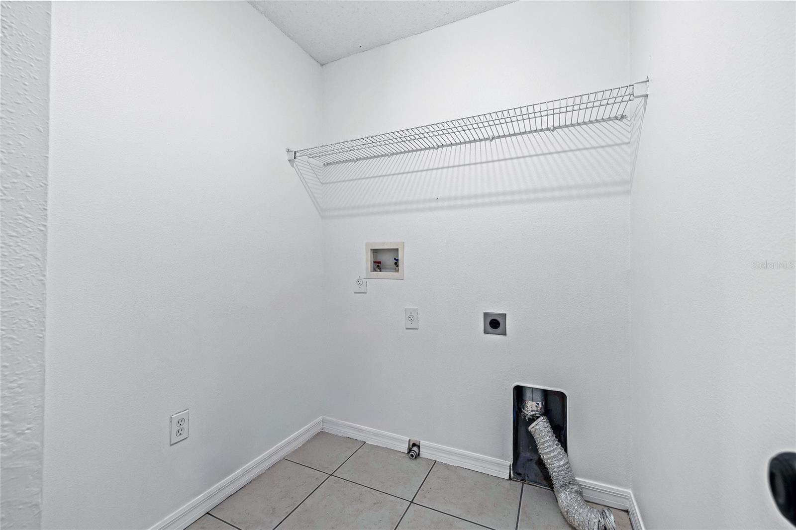 8212 CYPRESS BREEZE WAY — photo 45