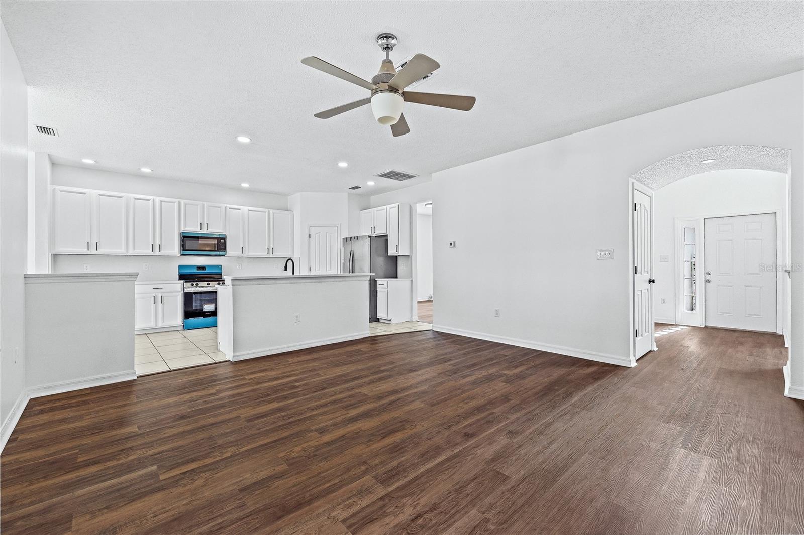 8212 CYPRESS BREEZE WAY — photo 85