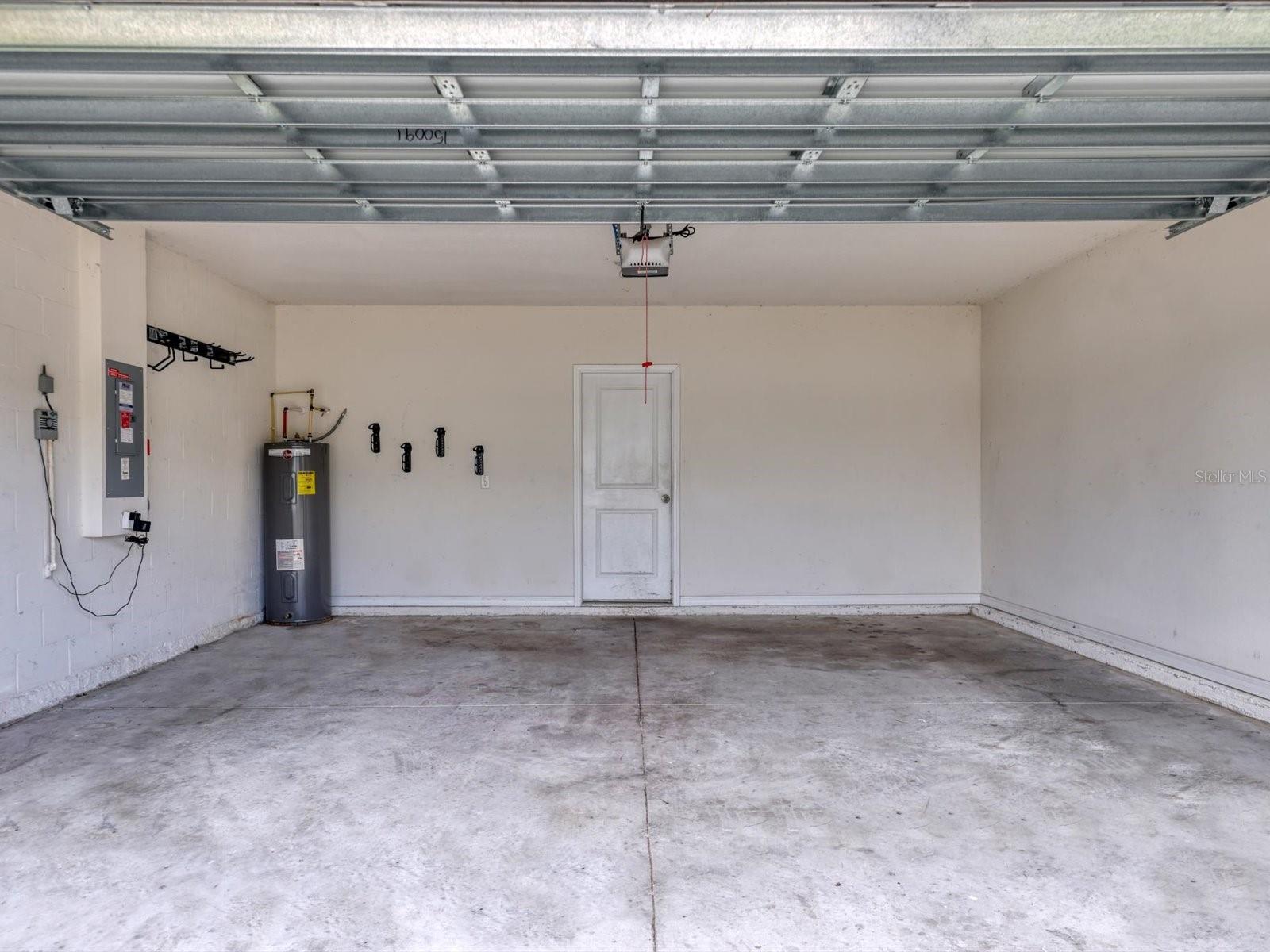 10003 GEESE TRAIL CIR — photo 39