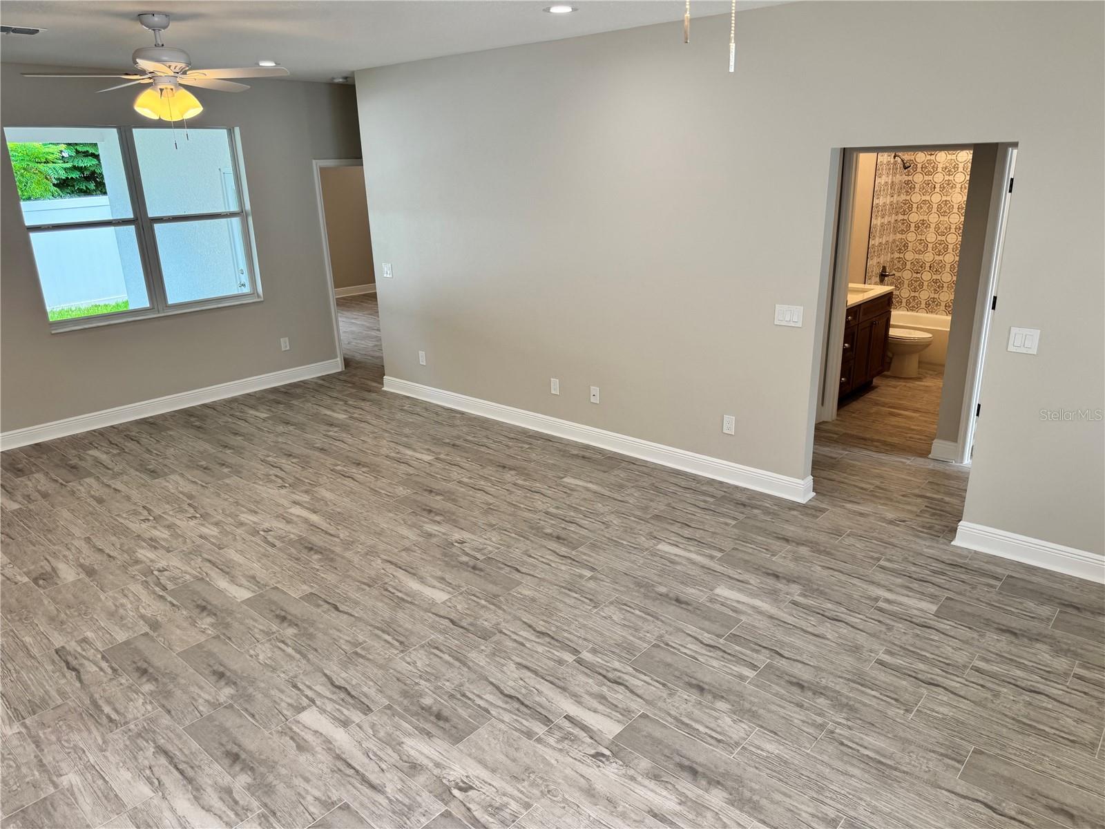 37549 TERI CT — photo 8