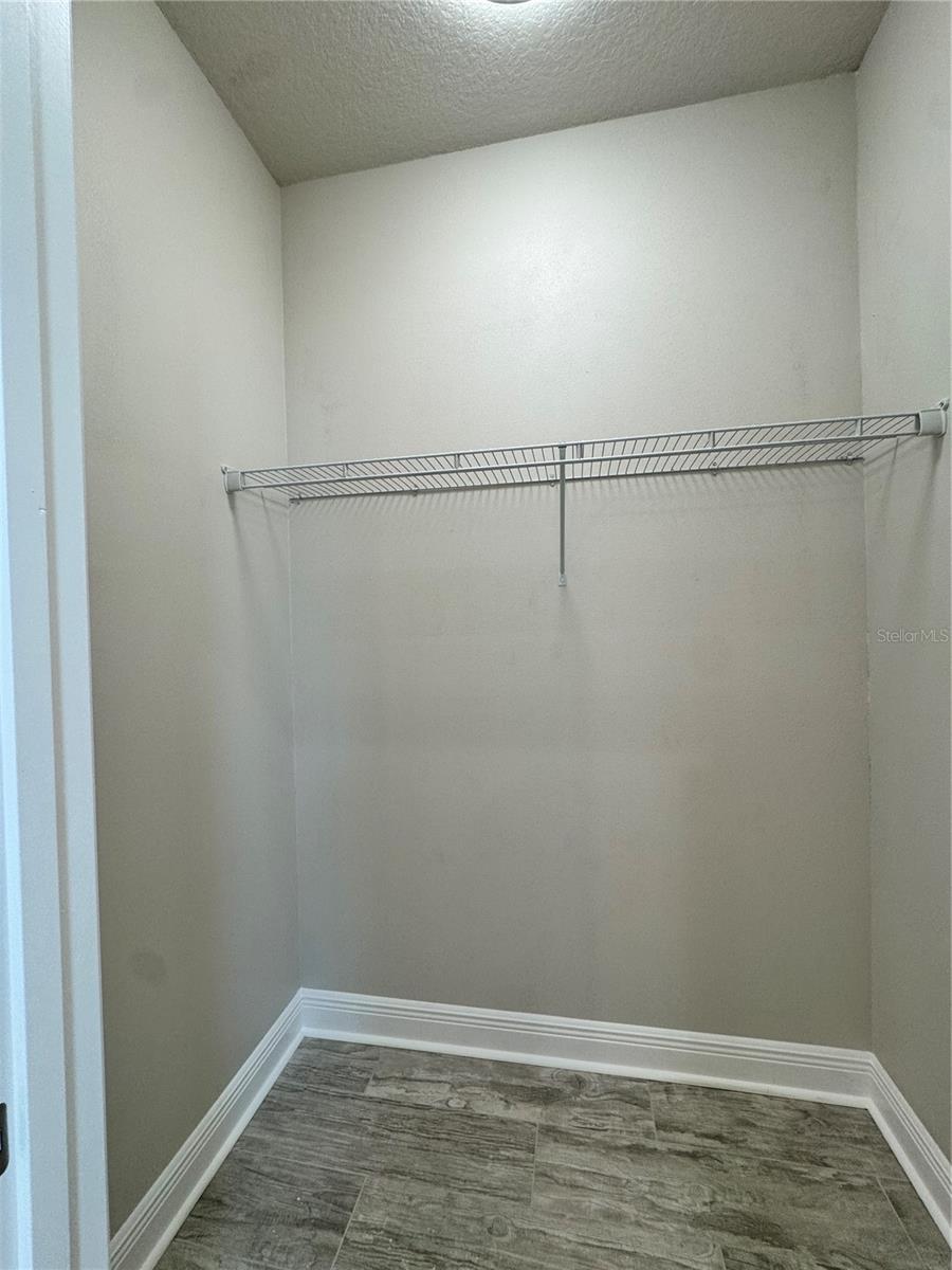 37549 TERI CT — photo 38