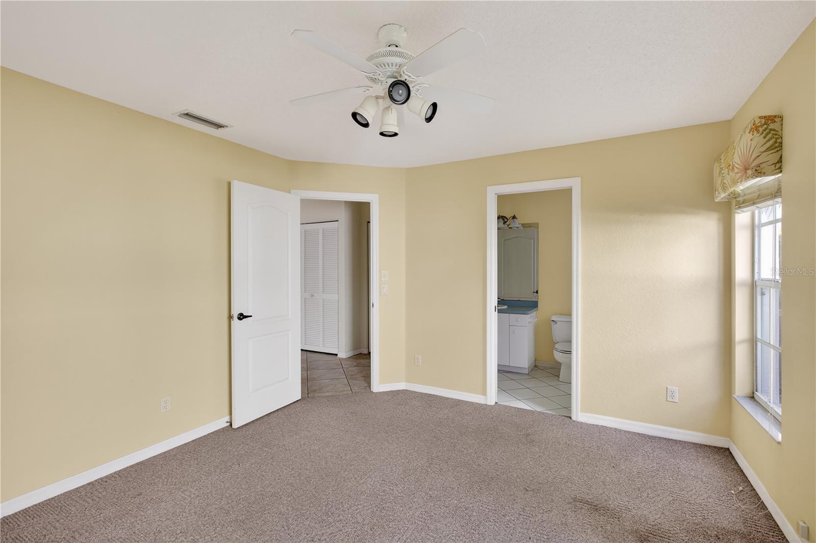 1803 ASHLEY DR — photo 28