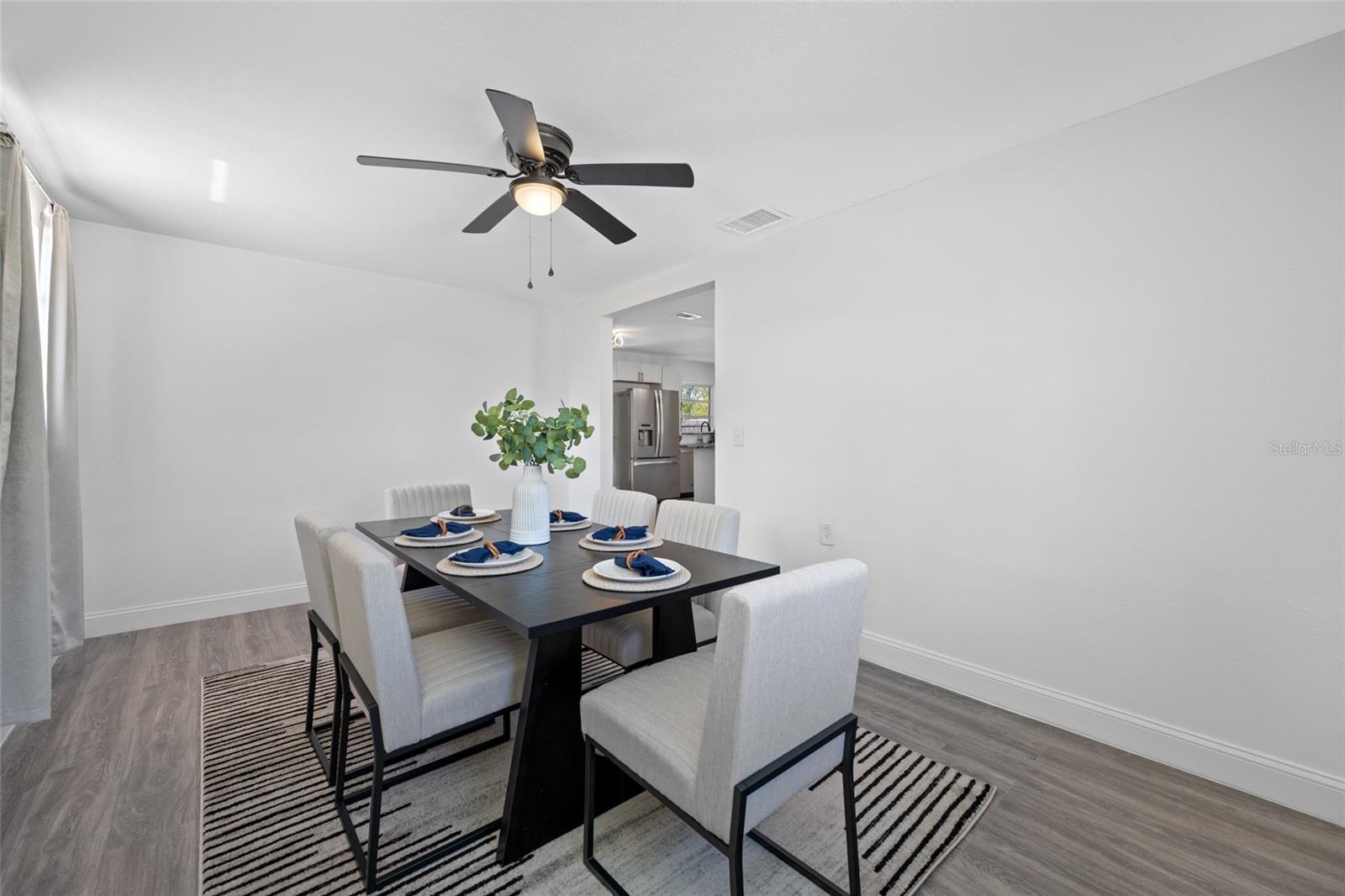 4916 CARLYLE RD — photo 10